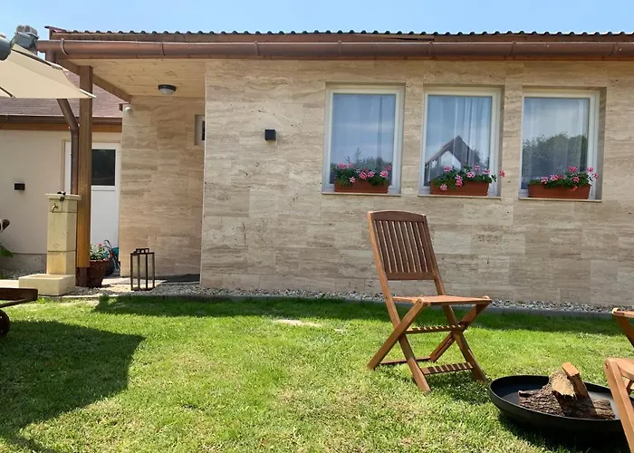 Naluri Balatonboglár